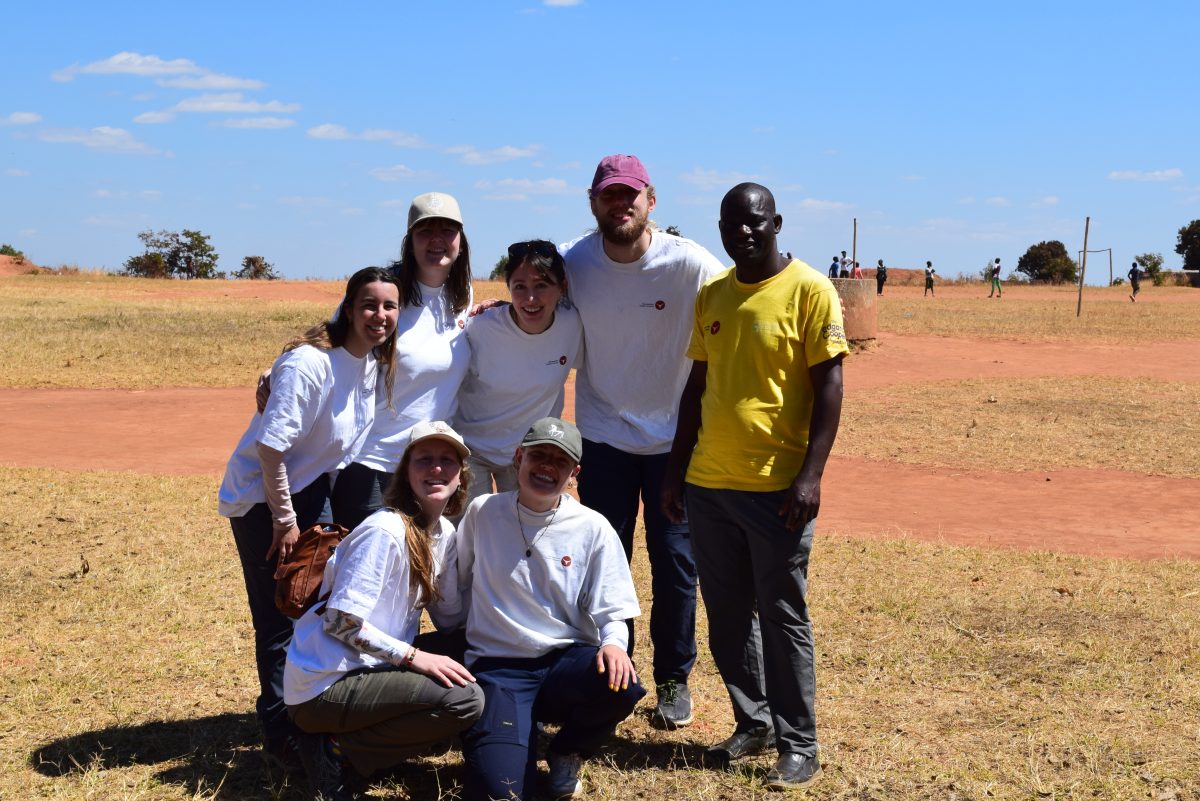 DZG student met Gilbert